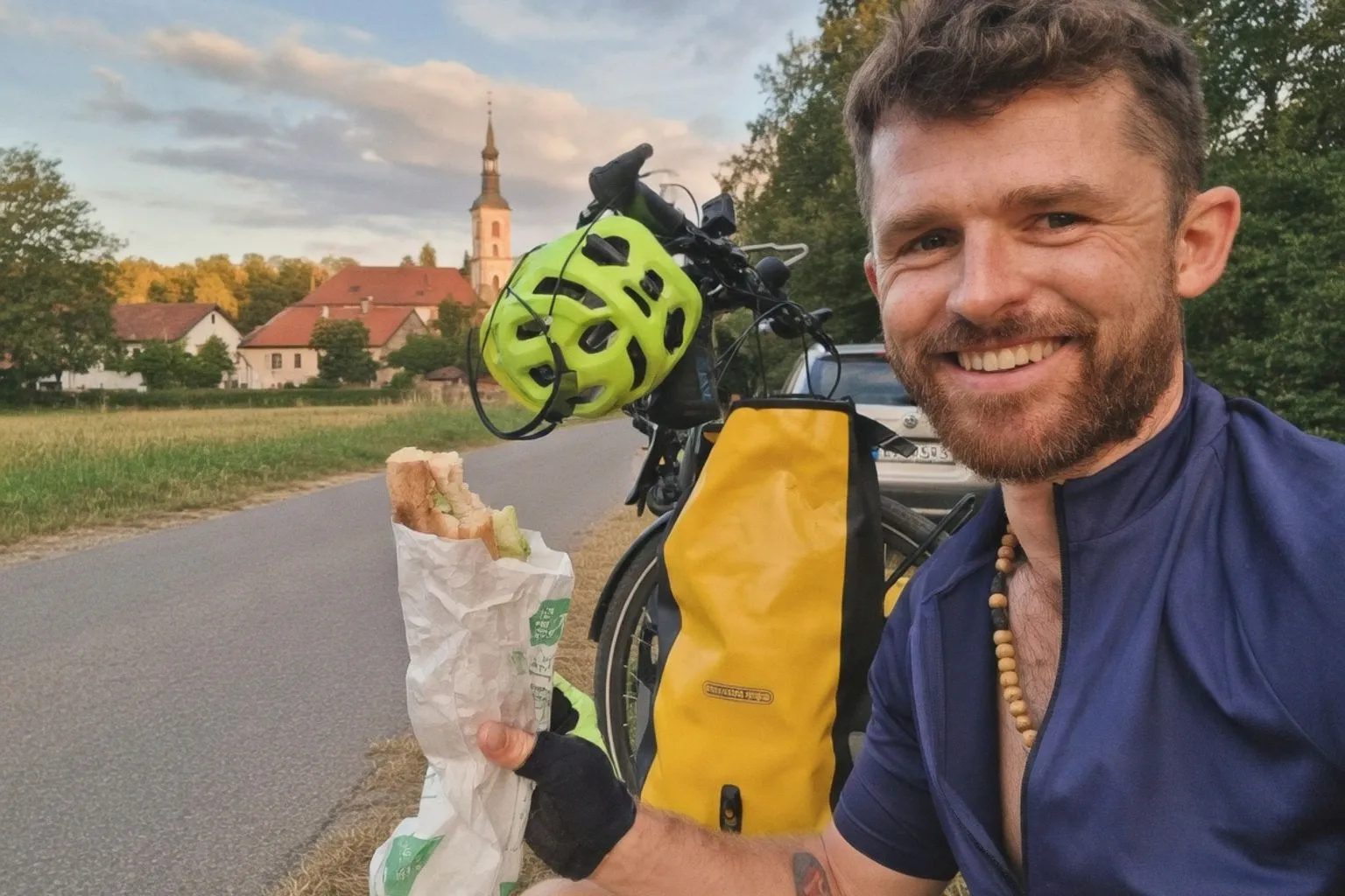 Zahradník šlape z Londýna do Jeruzaléma na podporu pronásledovaných křesťanů